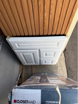 few different 24 inch vanities left for sale!!