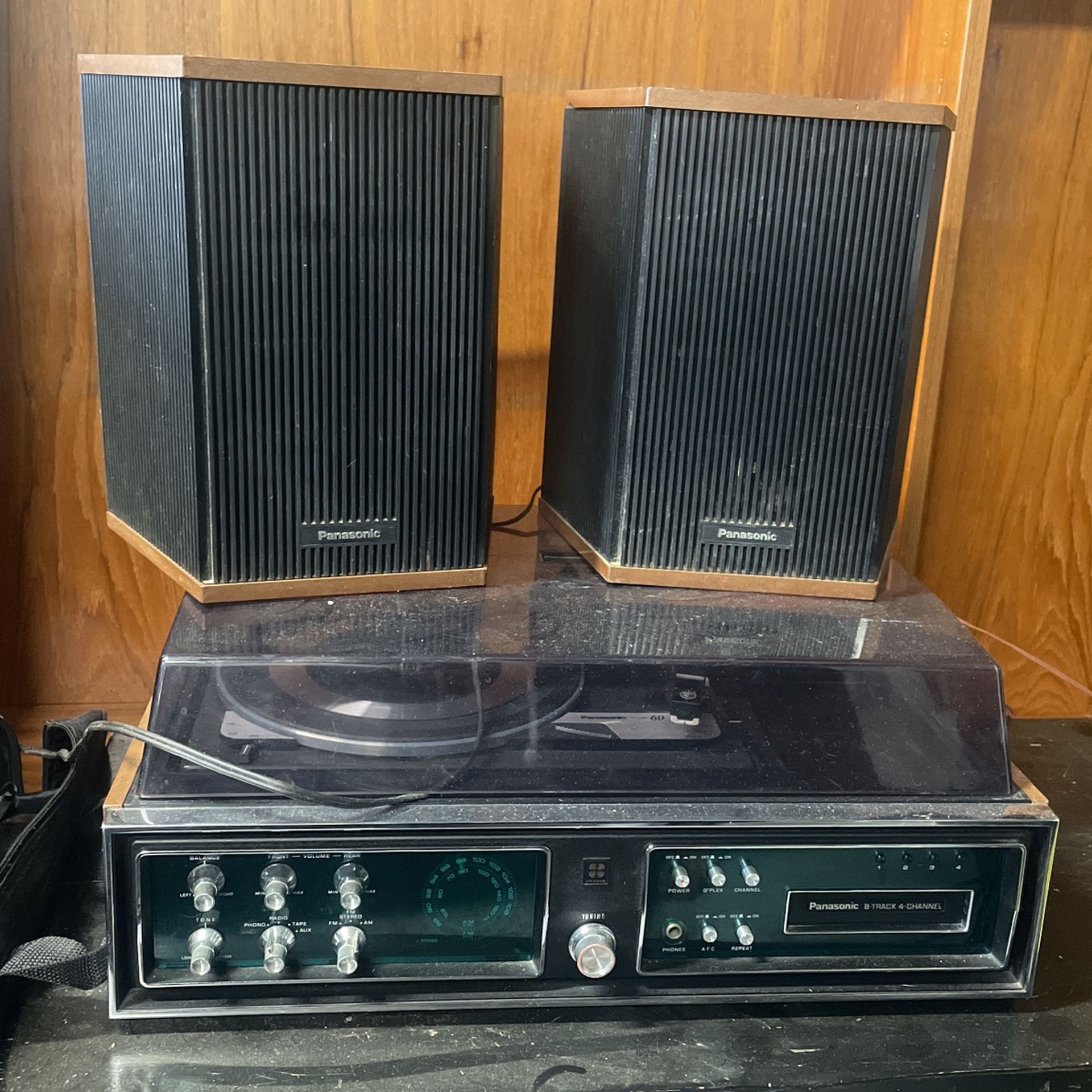 Panasonic SE4040 Vintage Record Player