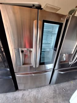 LG INSATVIEW COUNTER DEPTH STAINLESS STEEL HAS A MINOR DENT ENERGY 🌟 LED LIGHT 36”W
