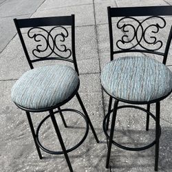 Barstools, Rotating