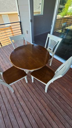 Dinning Table