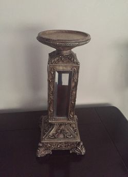 Candle holder