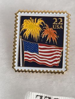 VINTAGE USA PIN BROOCH😍😍