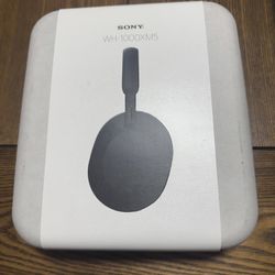 Sony XM5 Wireless Active Noise Cancellation Headphones - Black