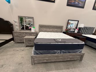 4 PC KING BEDROOM SET