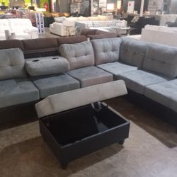 Nice Gray And Black Cupholder Sectional  ( Ask For Jose )