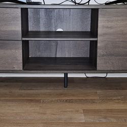 55in TV Stand
