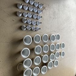 22 LED Light Bulbs And 6” Can Trim