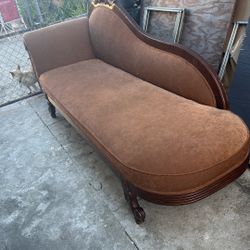 Free Sofa 