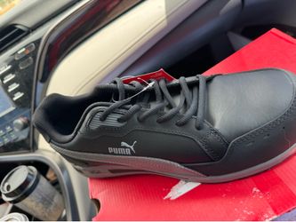 Steal toe shoes (Pumas)