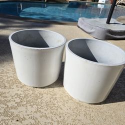 11h 12w Plastic Flower Pots Planters