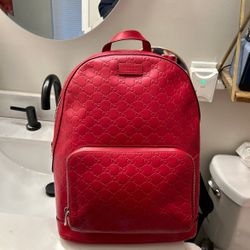 💯 Authentic Gucci Backpack