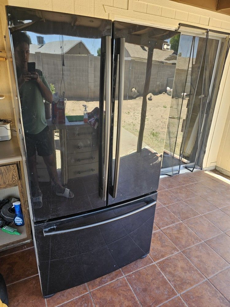 LG REFRIGERATOR