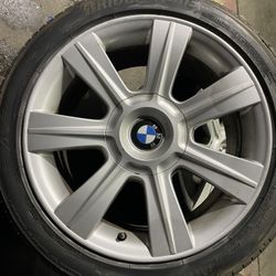 Oem 17”bmw 325i (e46 Body) With Tires