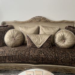 Sofa Set With Side Table And Lamps 