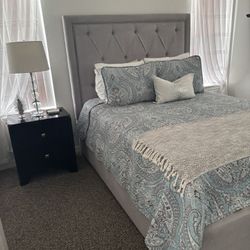 Juego de Cuarto con Colchones (queen)