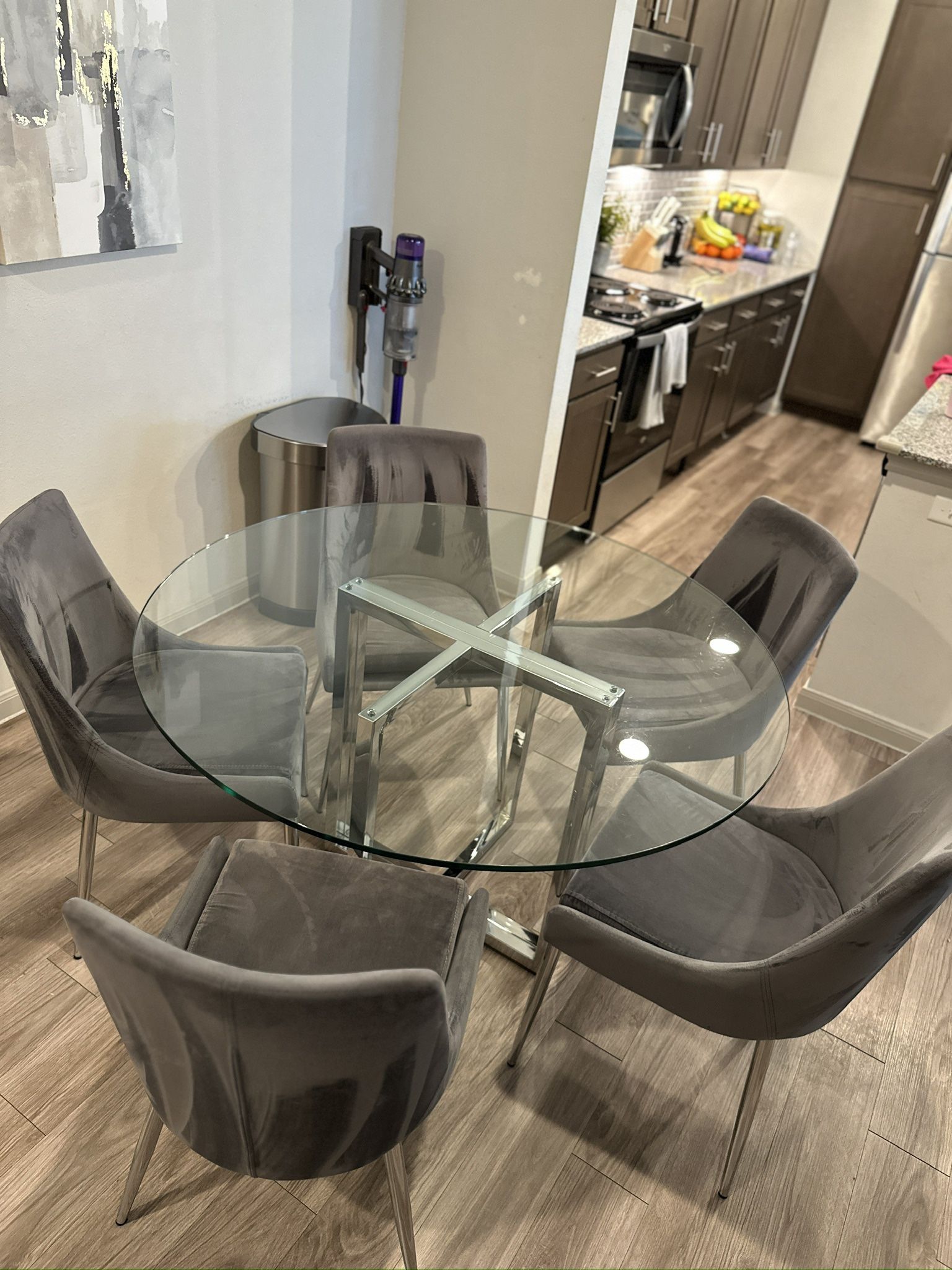 47" Round Modern Dining Table with All Modern chairs