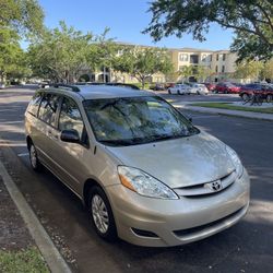 2008 Toyota Sienna