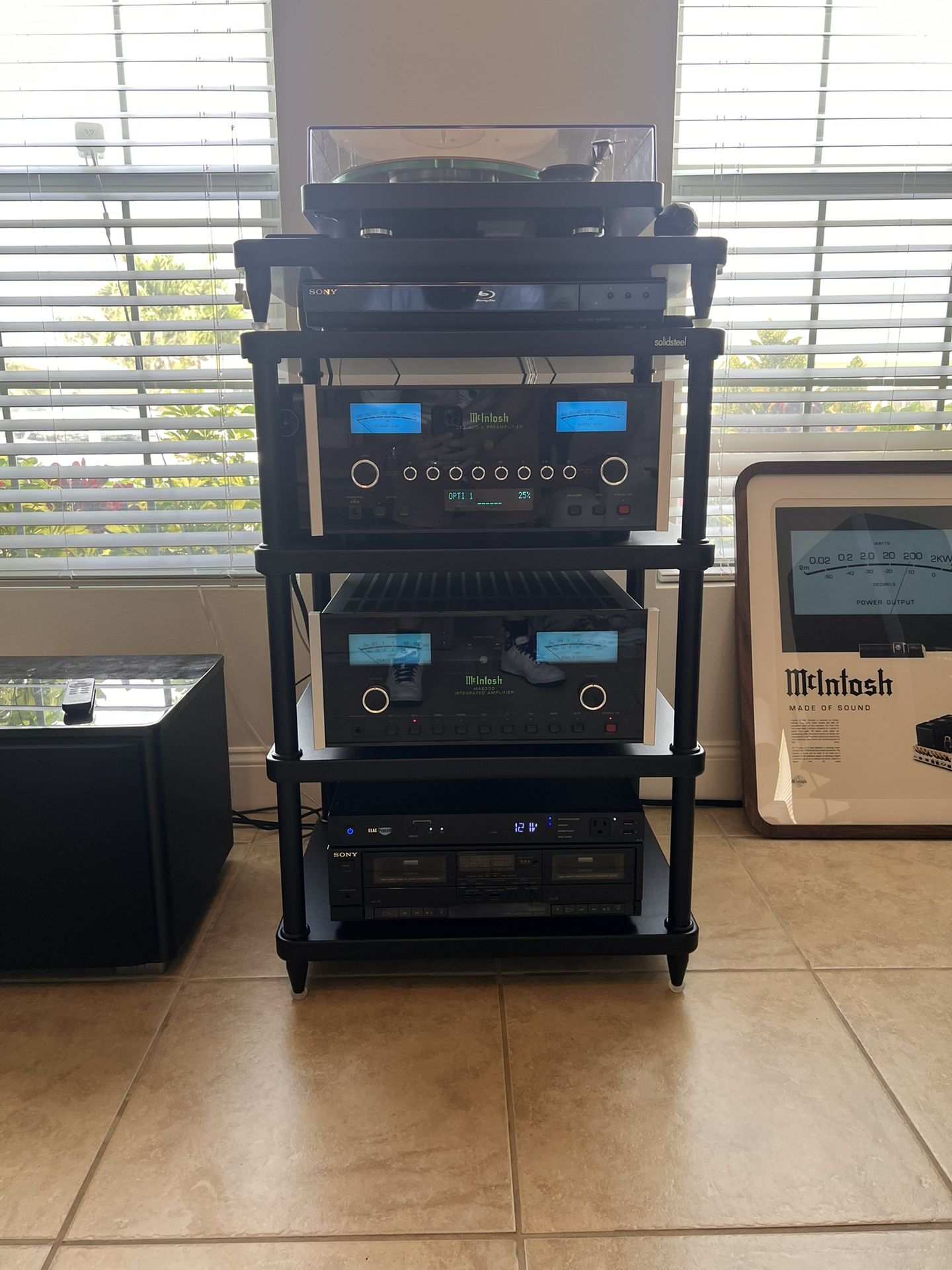 McIntosh C53 (like new) Pre-Amplifier