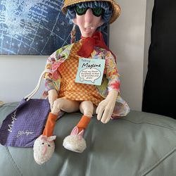 Hallmark Maxine Doll Granny Grandma Humor Poseable Talking Cloth 24" inches