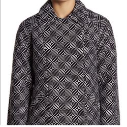 Eliza J - Blk/Wht Geometric Jacquard Peacoat. szSmall