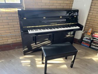 Yamaha Piano