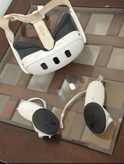 Vr set with case too