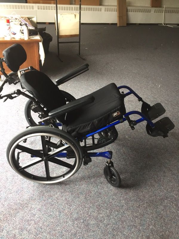 Wheelchair Quickie IRIS® Manual Tilt Wheelchair $1595 OBO