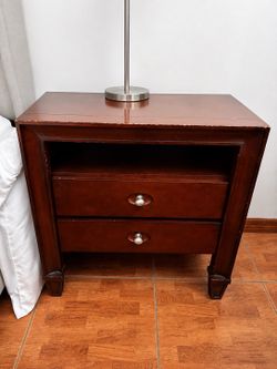 2 nightstands 2 dressers