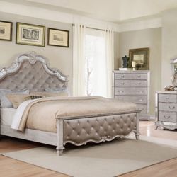 Queen Bed Room Set 4 PCS