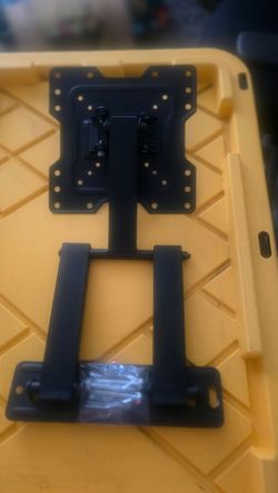 TV mount