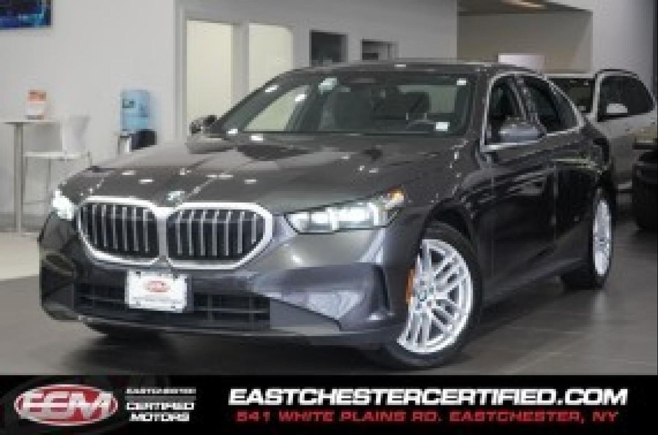 2024 BMW 530