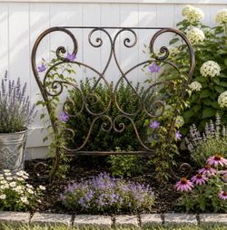 Garden Metal Decor