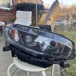 10th Gen Honda Civic Headlights 