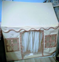 Kids Play Tent Indoor with Mat, Tassel Garland