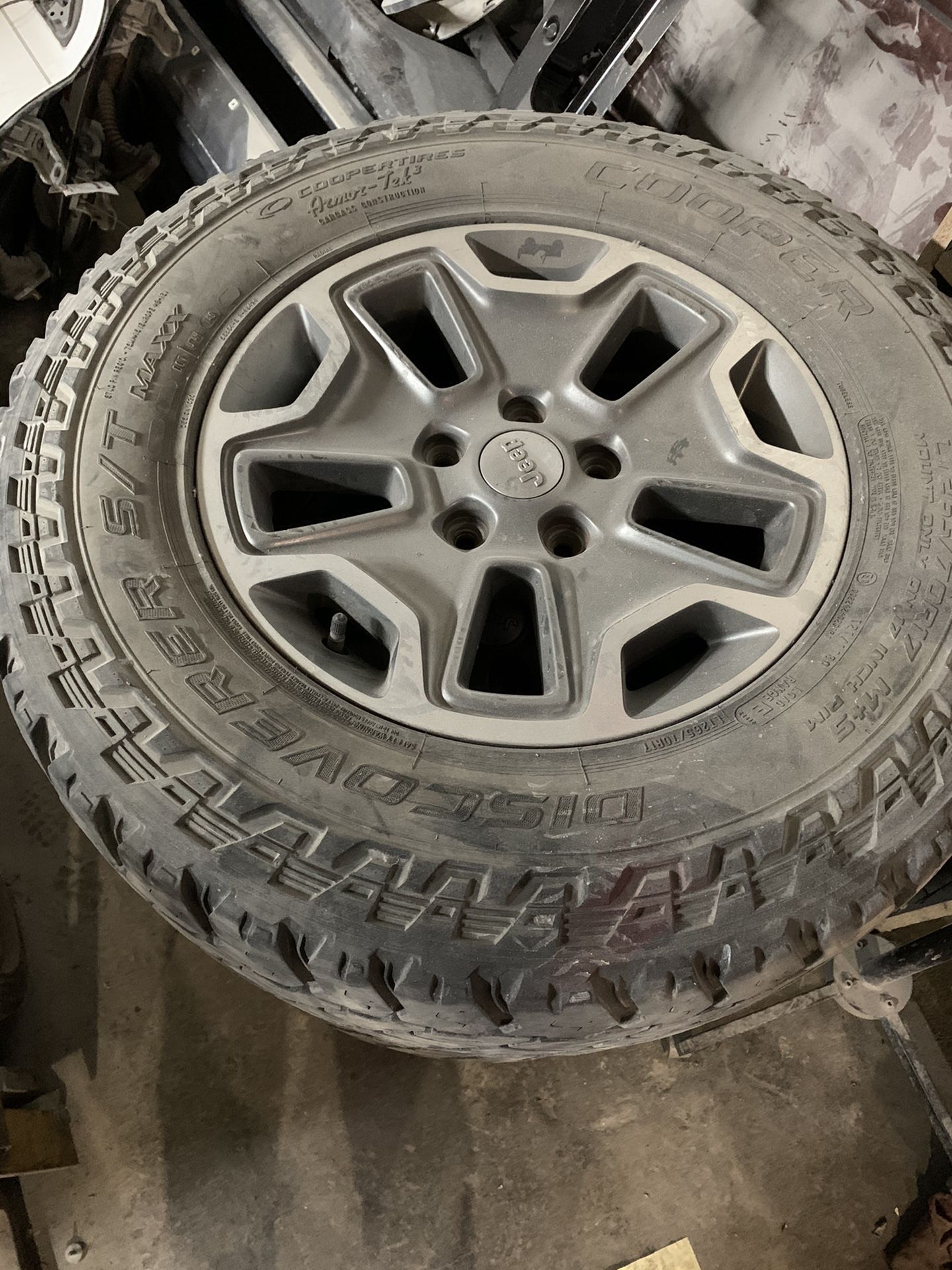 Jeep Wrangler wheels 17s