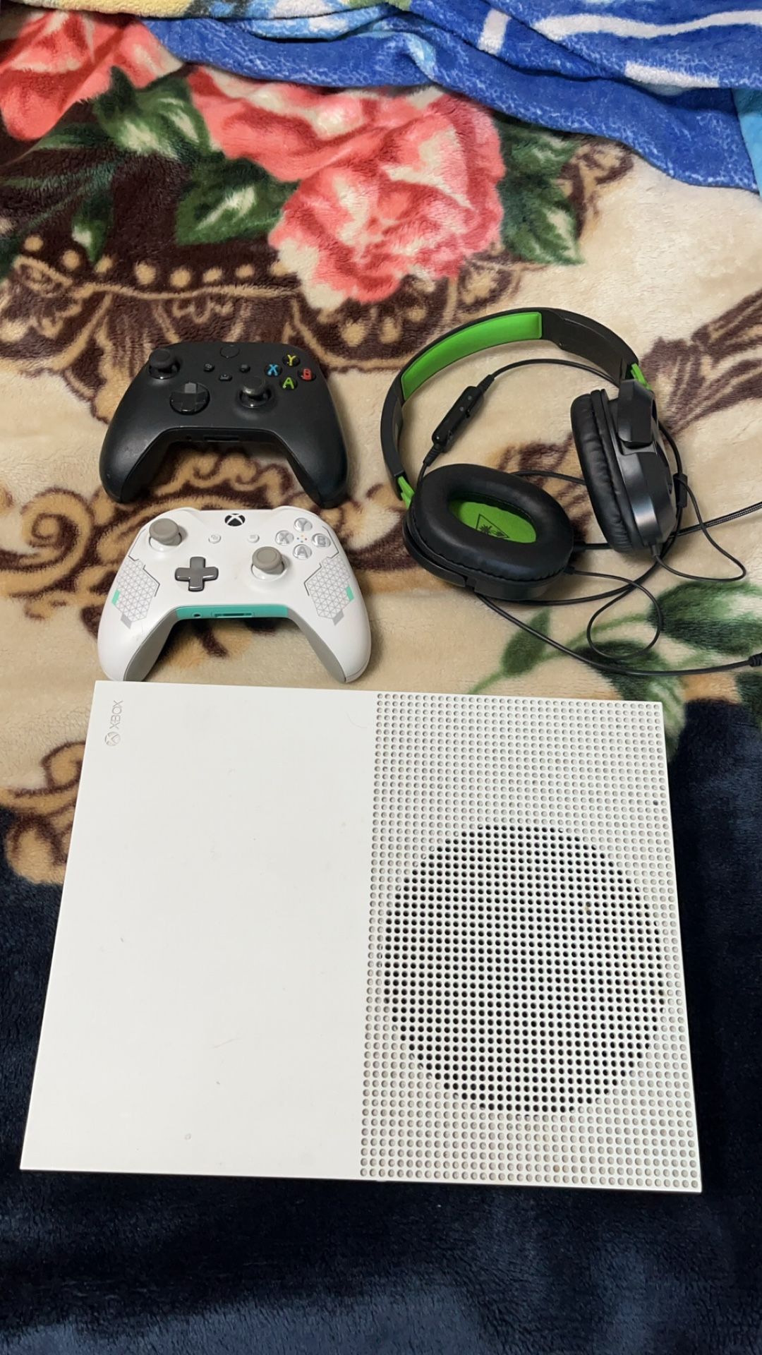 Xbox One S