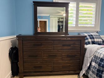 Solid Wood Full Size Bedroom Set - NO MATTRESS