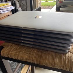 Macs Macs Macs 2012-2025