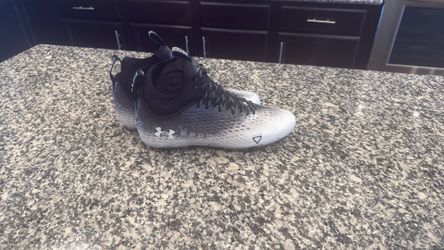 FOOTBALL CLEATS Size 11.5