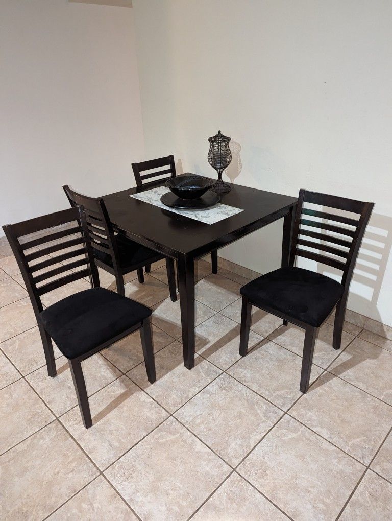 Table And Chair Set
