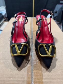 Inspired byValentino Garavani Black Slingback Pointed-Toe Pumps with Gold VLogo Size 8