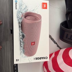 JBL Charge 4 Portable Waterproof Wireless Bluetooth Speaker - Pink