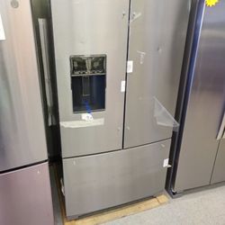 WHIRLPOOL STAINLESS STEEL FRENCH DOOR REFRIGERATOR 27 CB FT  W0