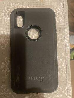 used Large Iphone Se Otter Box Case Great Condition