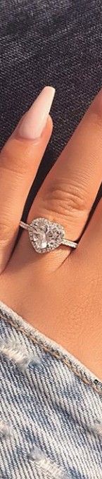 Wedding ring/ engagement ring