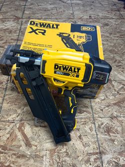 DeWalt 20V XR Brushless Framing Nailer