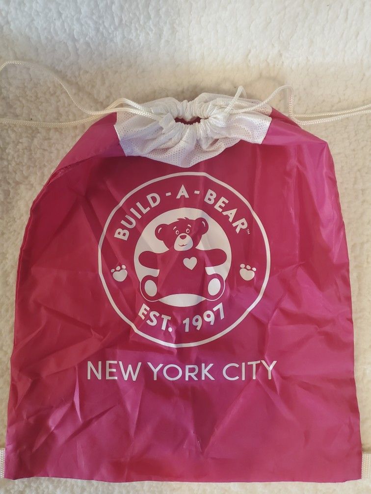 Build-A-Bear NYC Drawstring Bag | Pink/white