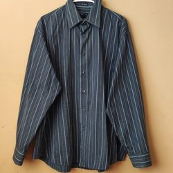 Van Heusen No Iron Mens Dress Shirt Size Extra Large  Black Striped