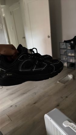 Dior size 8 look brand new